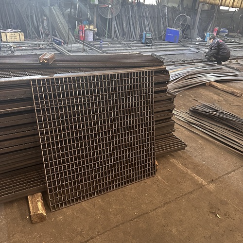 鋼格柵板如何助力綠色建筑發展