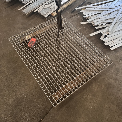 鋼格柵板如何助力綠色建筑發展